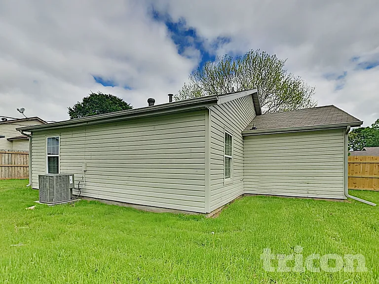 837 Pine Mountain Dr — Photo 17