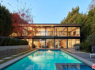 15960 Alcima Ave, Pacific Palisades, CA 90272