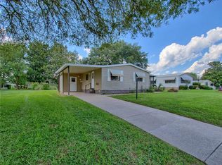805 Sharon Dr, Lady Lake, FL 32159
