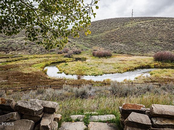 3rd image of 1036 Station Loop Rd