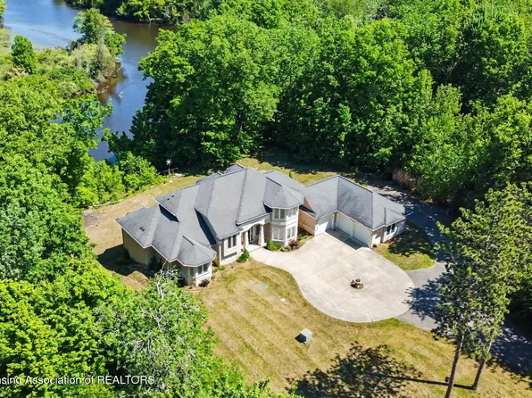 10791 W Jolly Rd, Lansing, MI 48911