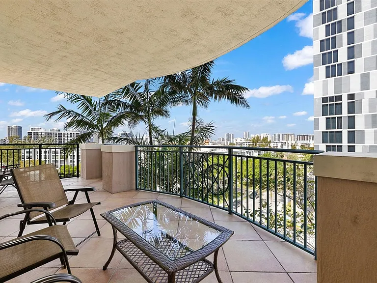17555 Atlantic Blvd #708 — Photo 45