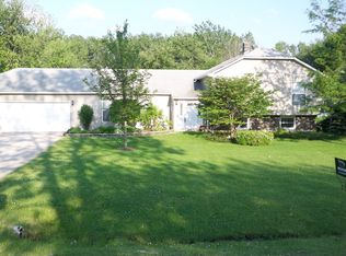 10118 Fair Ln, Union, IL 60180
