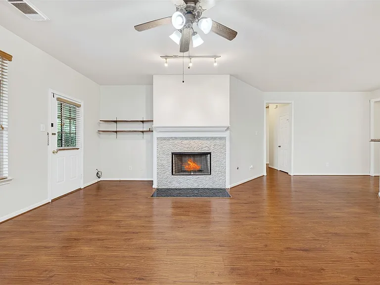 11630 Forest Wind Ln — Photo 15