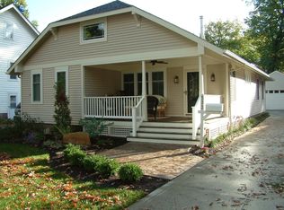 533 Glen Park Dr, Bay Village, OH 44140