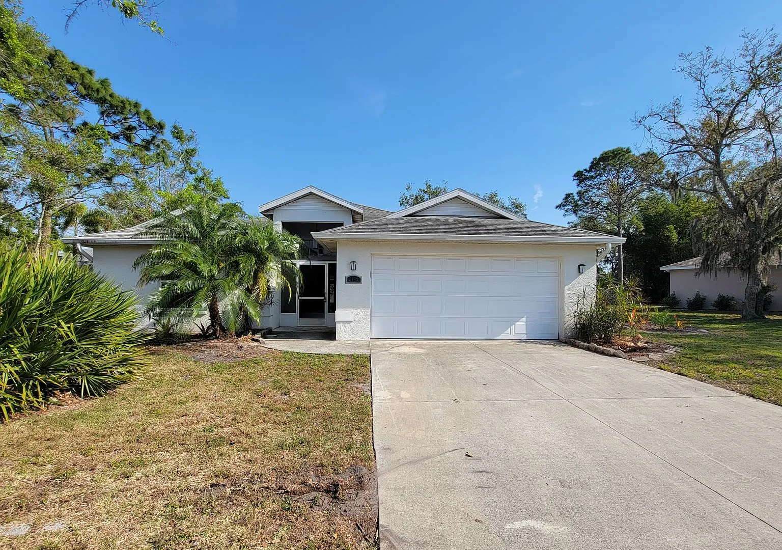 2BR/2BA + 2 Car Garage Home ~ Lake Sarasota — Photo 1