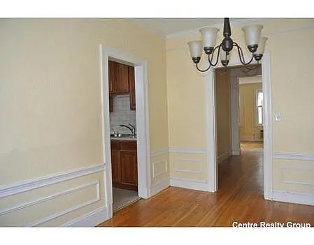 319 Tappan St #3 Photo 1