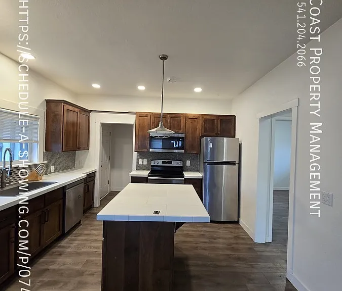2519 6th St #2519 — Photo 3