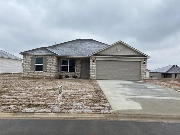 5088 Red Fox Trl, Bauxite, AR 72011