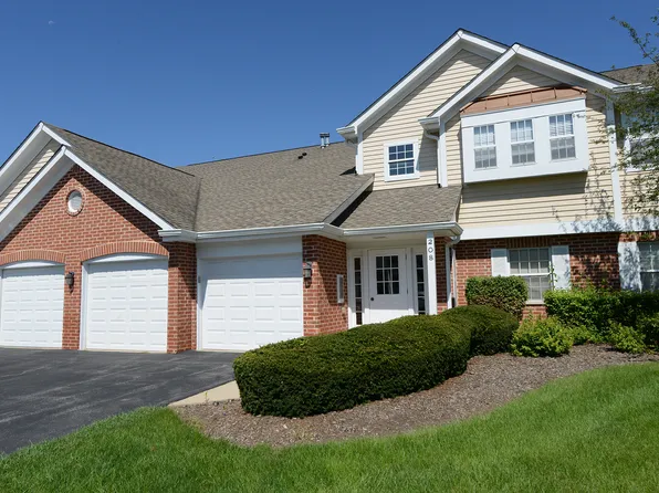 208 Winnsboro Ct Unit A, Schaumburg, IL 60193