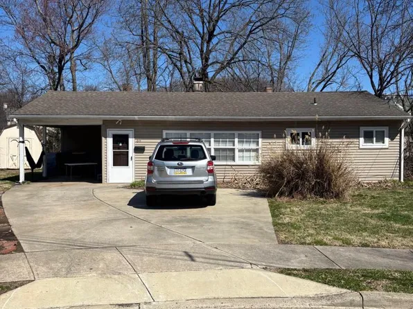 69 Kennard Dr, Newark, DE 19711