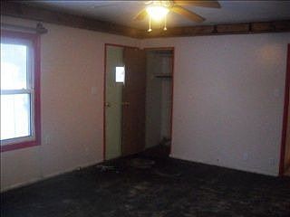 4th image of 22038 Wabash Ave