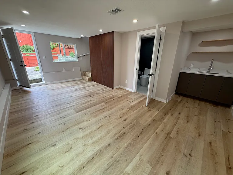 168 Belcrest Ave — Photo 7