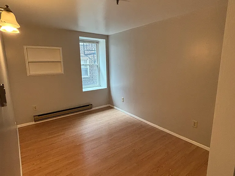 5838 Alderson St #4 — Photo 8