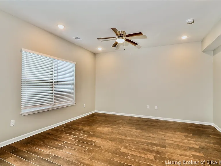 2096 Steamboat Way — Photo 4