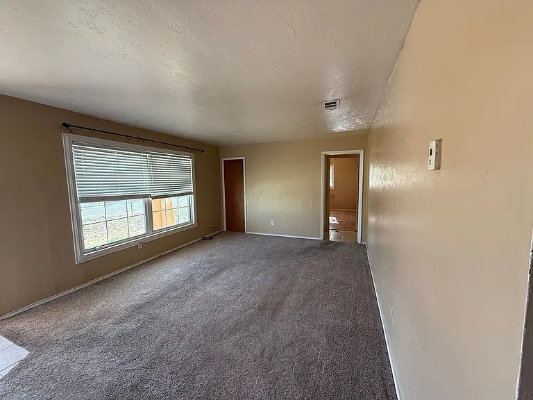 232 Lincoln Ave — Photo 3