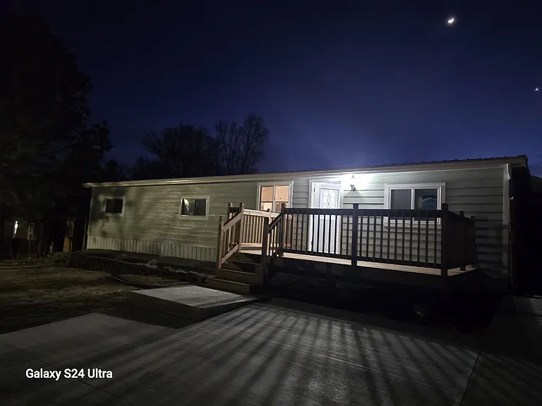 117 Norbeck Dr — Photo 3