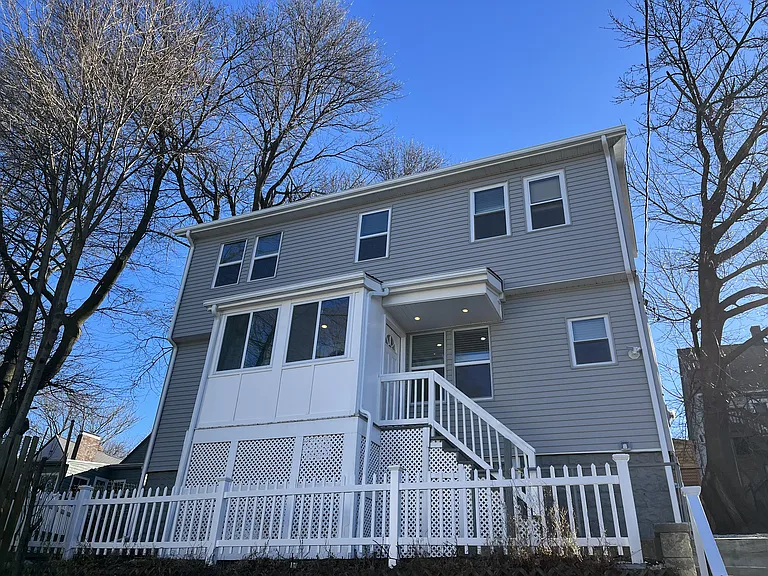 14 Bennett Pl #1 — Photo 1