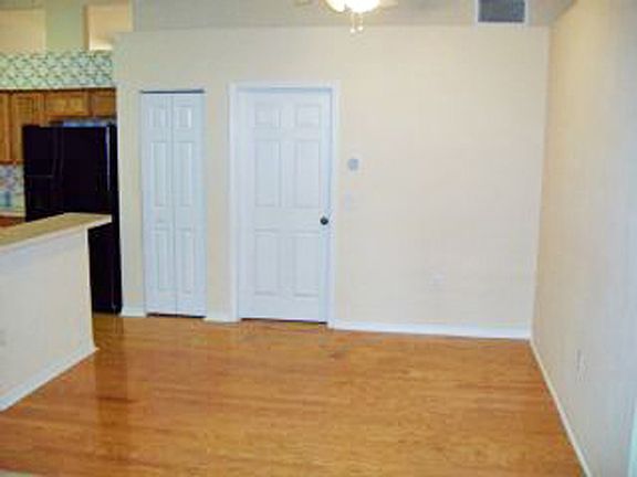 3rd image of 9010 NW 16th Ln