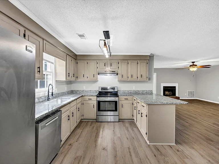 168 Thames Valley Ct — Photo 13