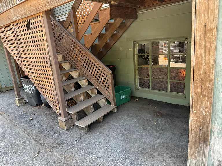 100 Albany St #A — Photo 13