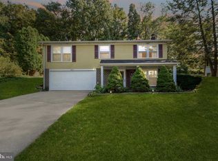 485 Pinehurst Rd, York, PA 17402