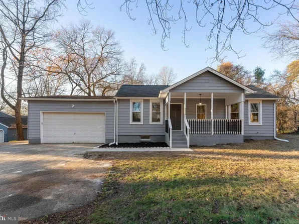 9216 Fort Smallwood Rd, Pasadena, MD 21122