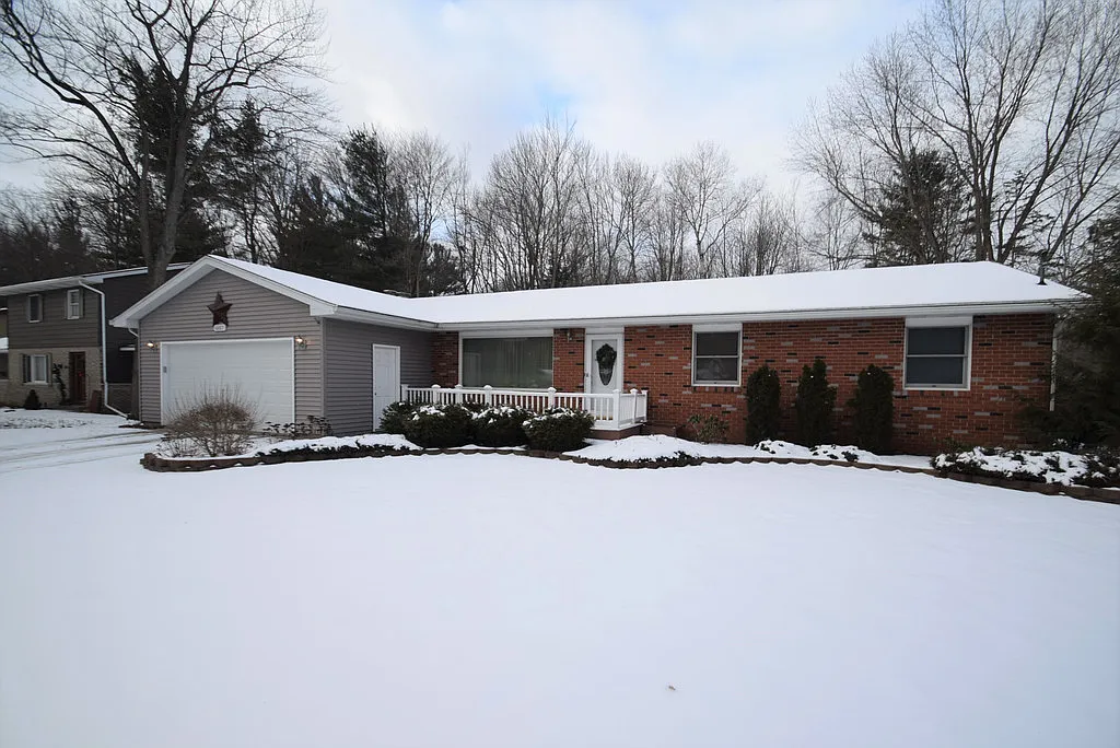 6007 Perrine Rd photo 1