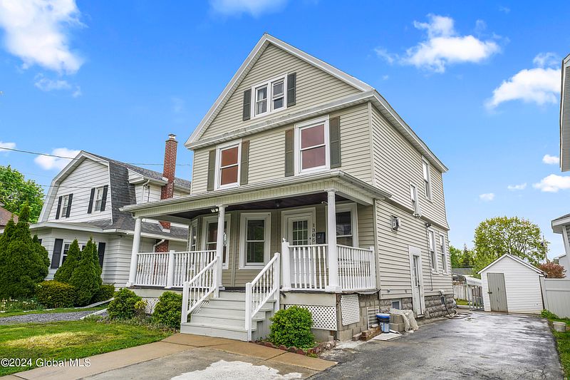 3rd image of 1305 Belmont Avenue