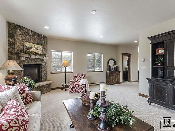 4th image of 456 Willett Heights Ct Unit 33