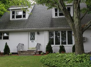 43 Jerome Dr, Cortlandt Manor, NY 10547