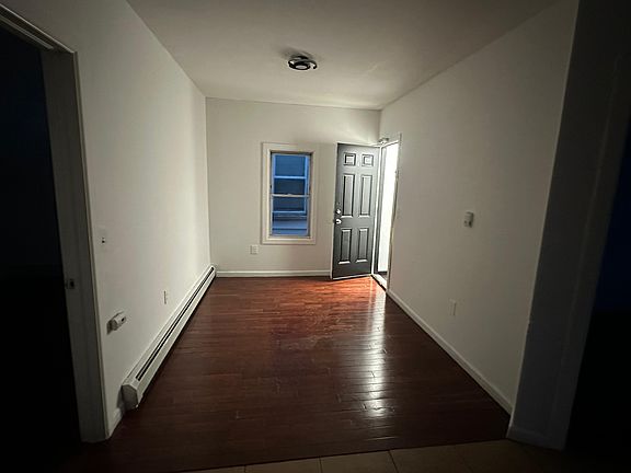 4th image of 460 E 26th St Floor 3