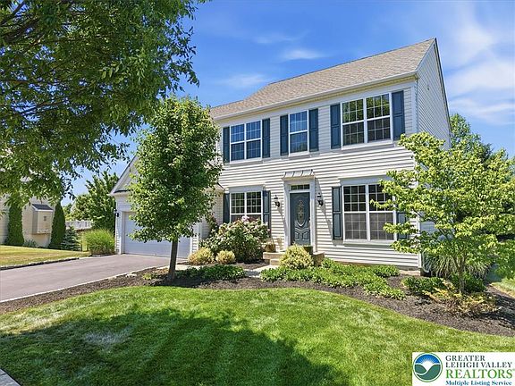 4th image of 1665 Thorndale Rd