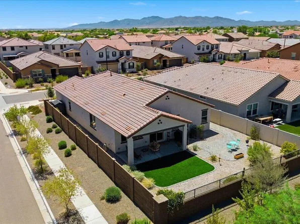 17136 W BLUE SKY Drive, Surprise, AZ 85387
