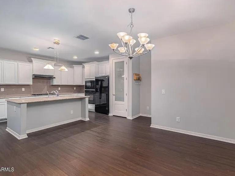 3954 E Turley St — Photo 8