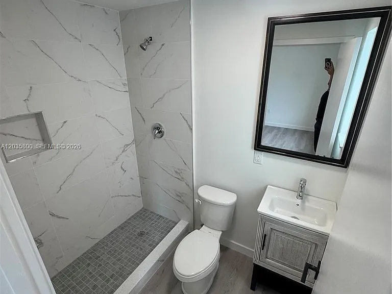 2030 SW 3rd Ave #1 — Photo 9
