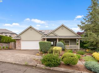 15745 SE Bybee Dr, Portland, OR 97236