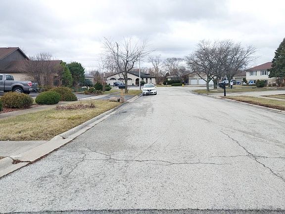 5th image of 4901 184th Ct