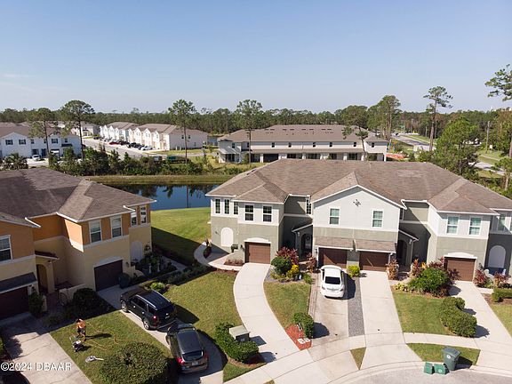 3rd image of 241 Tarracina Way
