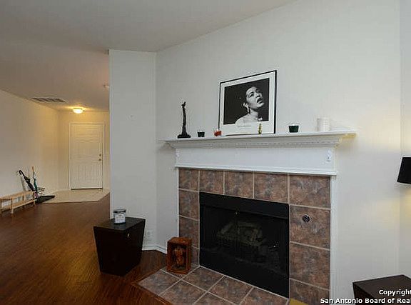 5th image of 7607 Parkwood Way