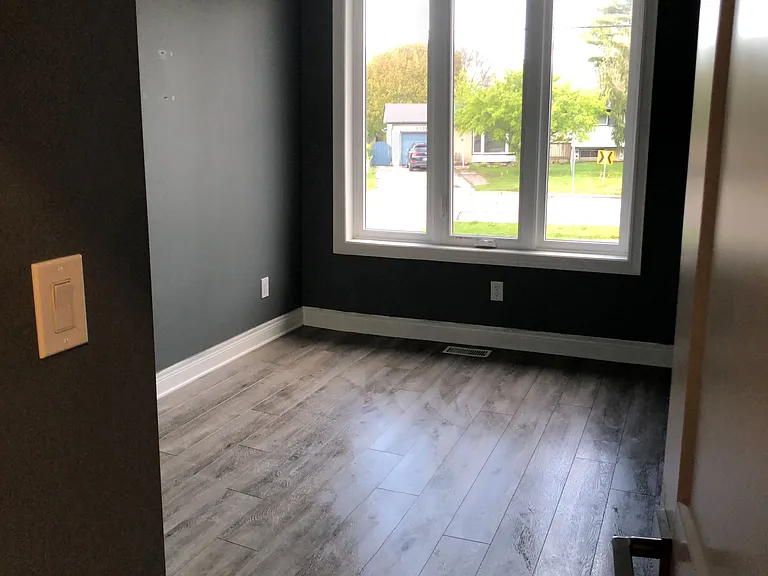 8439 Willoughby Dr W — Photo 10