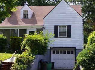326 Locust St, Teaneck, NJ 07666