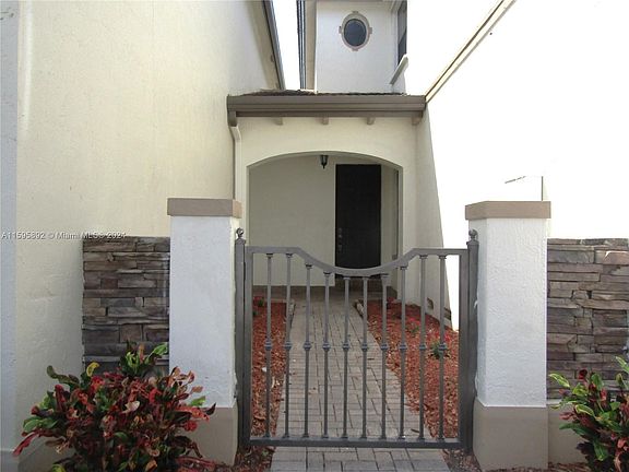 3rd image of 8960 SW 228th Ln Unit 8960