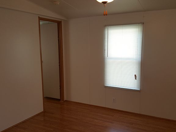 4th image of 213 N Pecan Ct