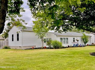 1004 Buena Vista Rd, Forked River, NJ 08731