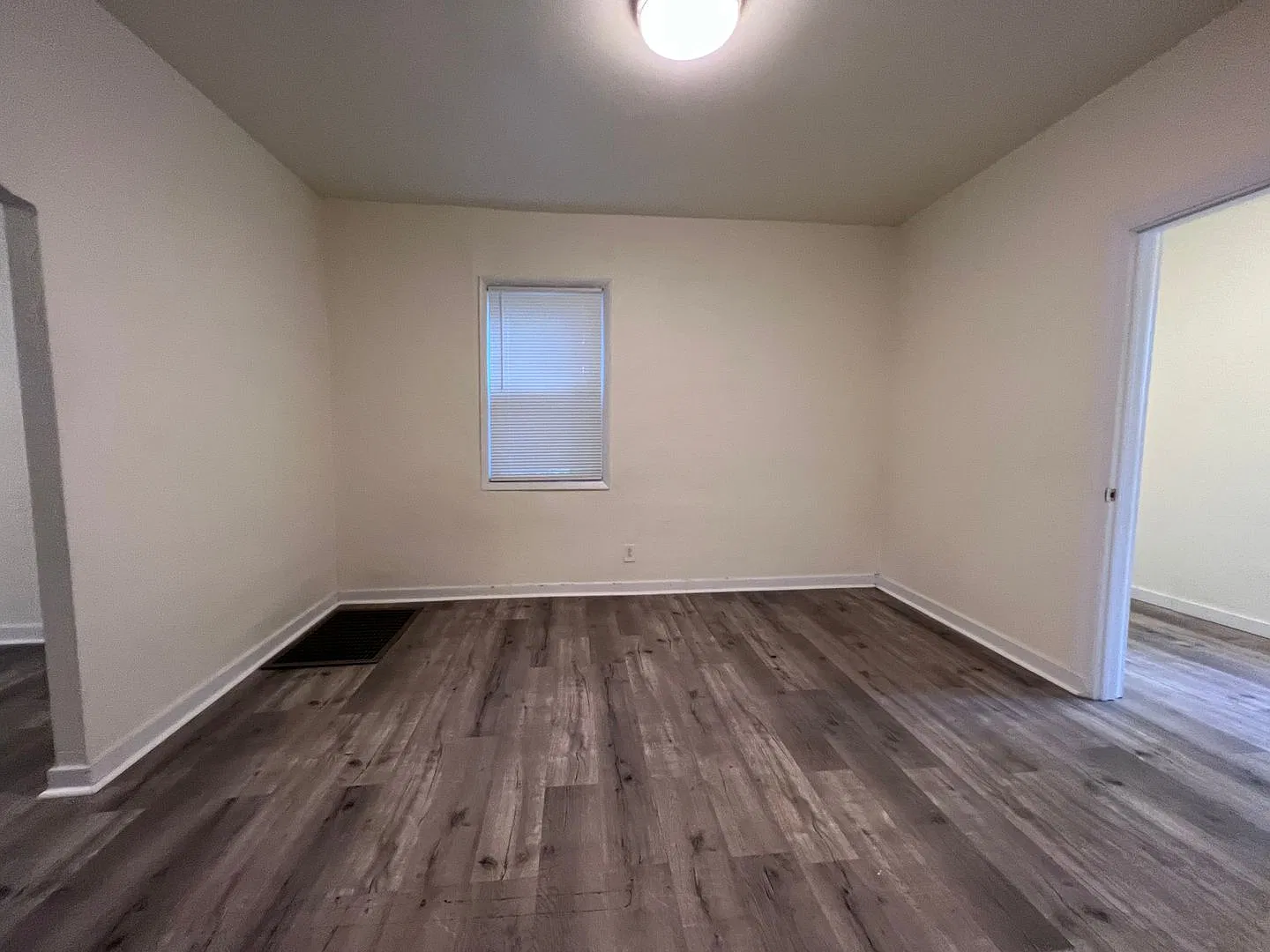 Updated 1br studio apartment! — Photo 3