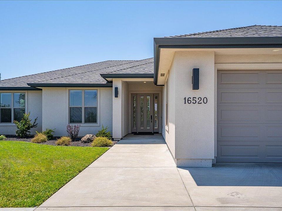 1st image of 16520 Blarney Ln
