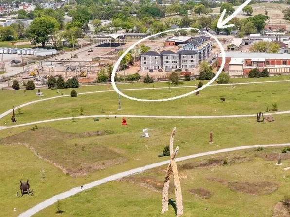 995 Montague Pl, Chattanooga, TN 37408