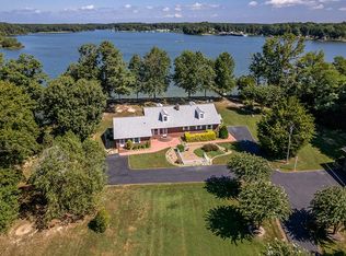 1221 White Point Rd, Kinsale, VA 22488