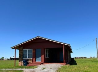 705 Thompson Ave, Chattanooga, OK 73528